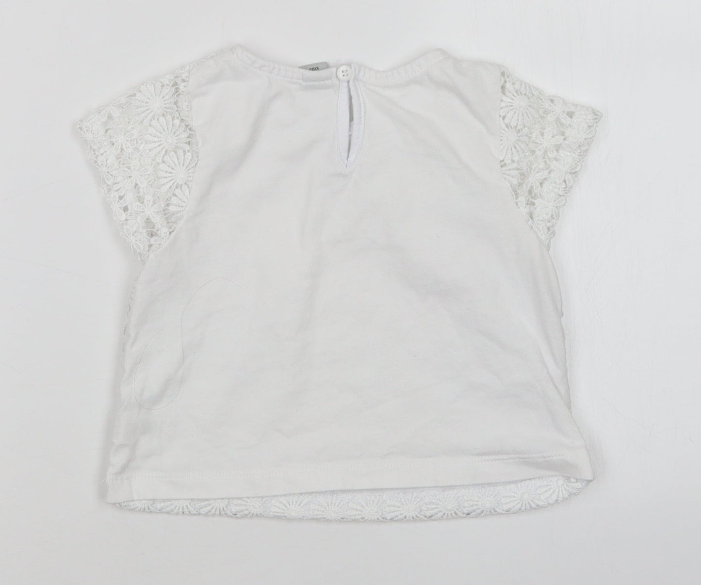 TU Girls White Floral  Basic T-Shirt Size 6 Years