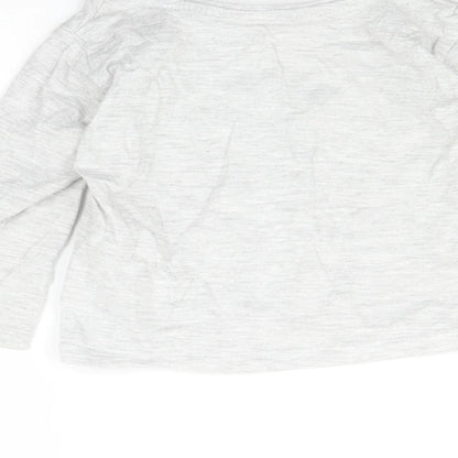 Brand and care label for Primark Baby Grey Basic T-Shirt, size 9-12, Months - Butterfly