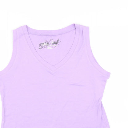Close-up detail of Ella j women’s purple basic t-shirt, size M