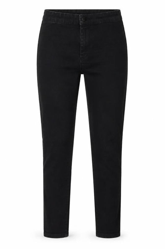 Front view of Denim & Co. women’s black denim skinny jeans, size UK 6, 25-inch leg
