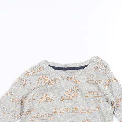 Close-up detail of Primark Baby Grey Basic T-Shirt, size 6-9, Months