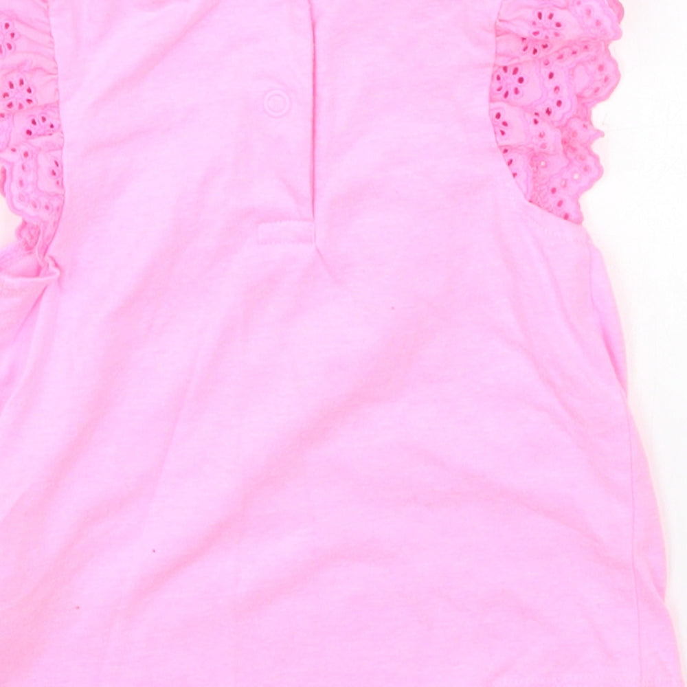 Primark Girls Pink   Basic T-Shirt Size 3-6 Months  - Love Heart