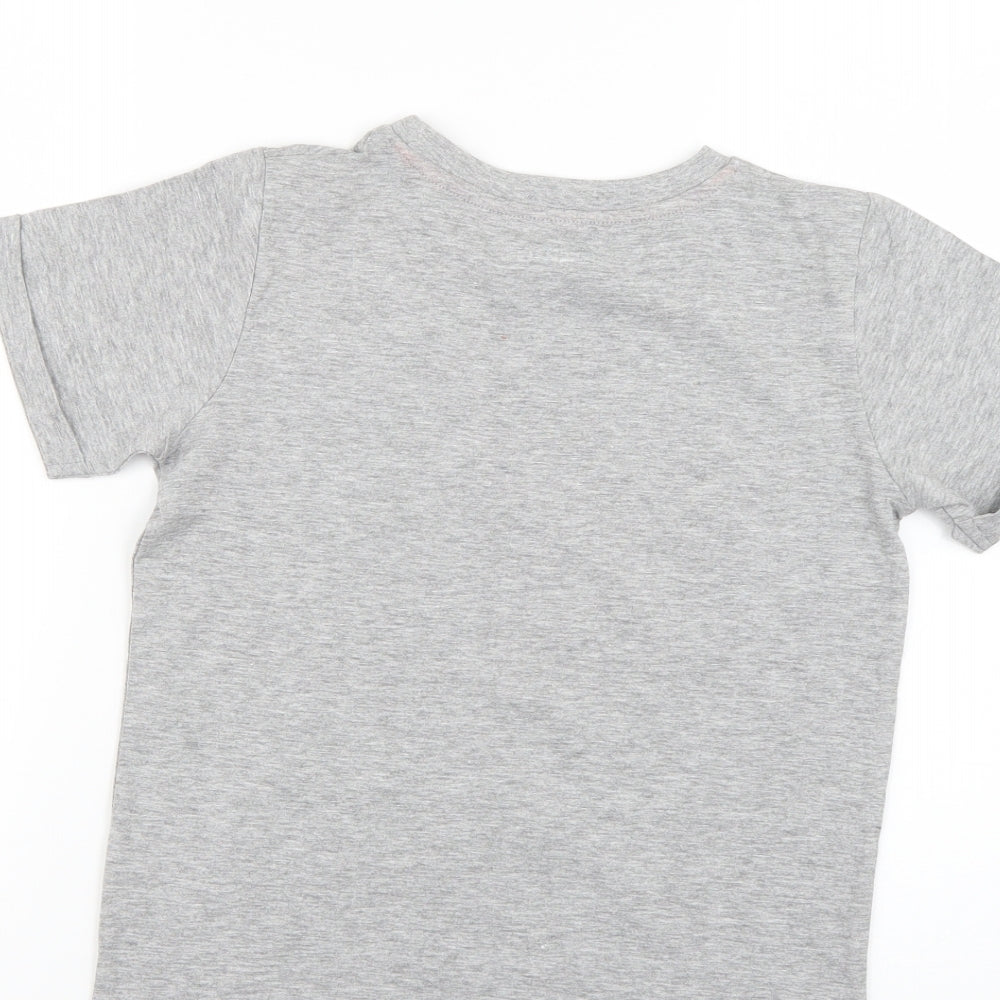 young style Boys Grey   Basic T-Shirt Size 7-8 Years