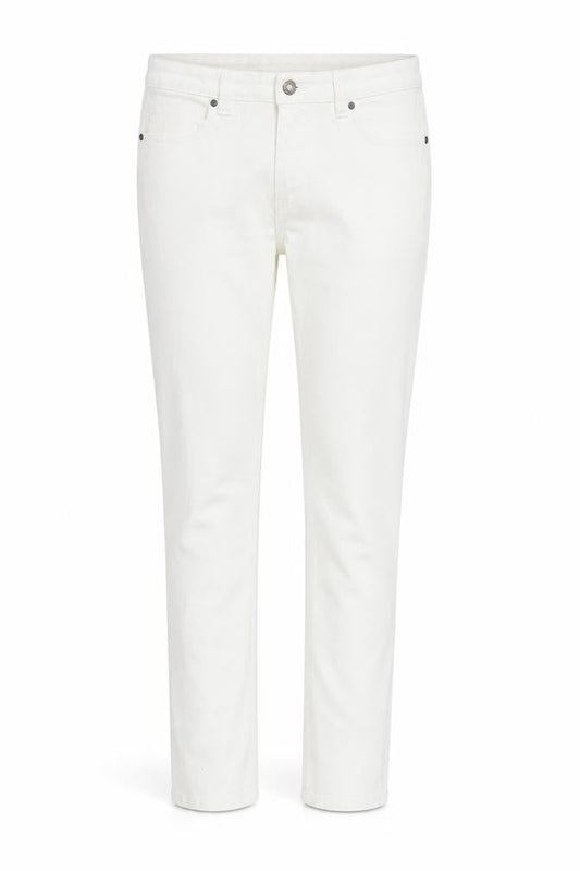 Front view of Denim & Co. women’s white skinny jeans, size UK 32, 29-inch leg