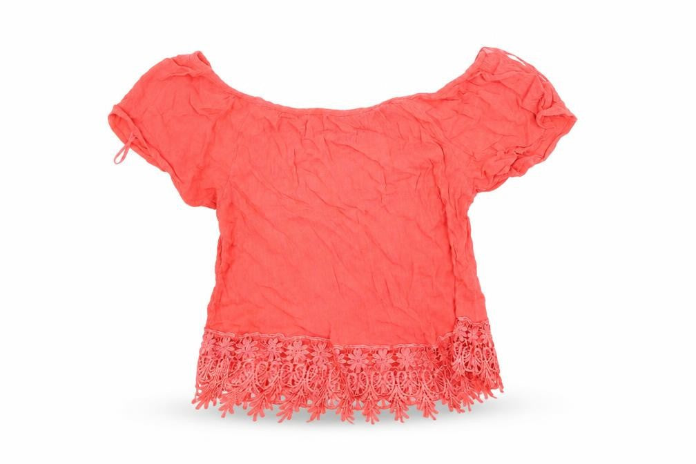 Select Womens Red   Cropped Blouse Size 8
