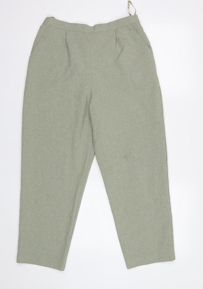 Classics Womens Green   Trousers  Size 14 L25 in