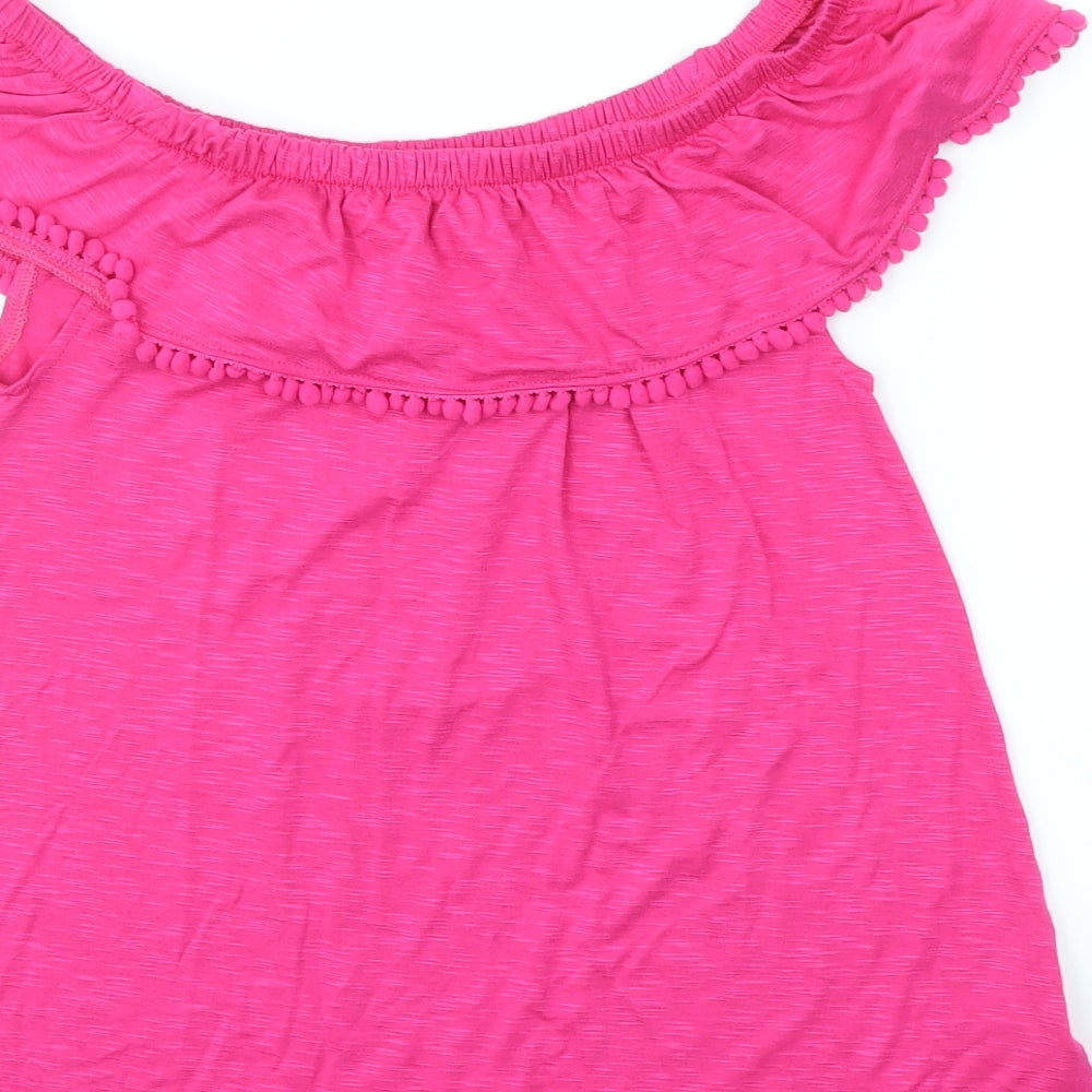 Brand and care label for F&F girls’ pink basic t-shirt, size 12-13, years