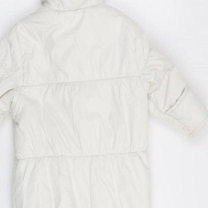 Brand and care label for onme girls’ white basic coat coat, size 6-9, months - all in one coat