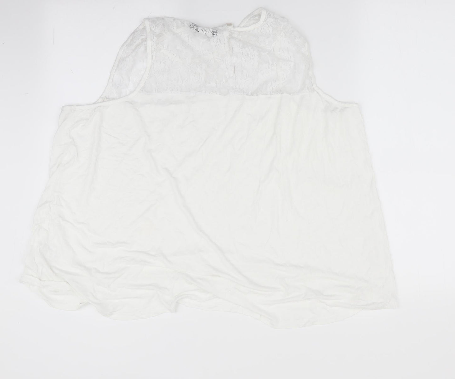 Studio Womens White   Basic T-Shirt Size 24