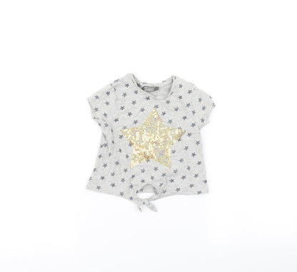Additional front view of Primark Baby Grey Basic T-Shirt, size 18-24, Months - Star print