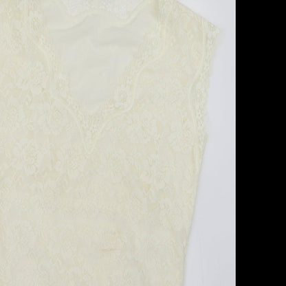 Preworn Womens Ivory   Basic T-Shirt Size XL