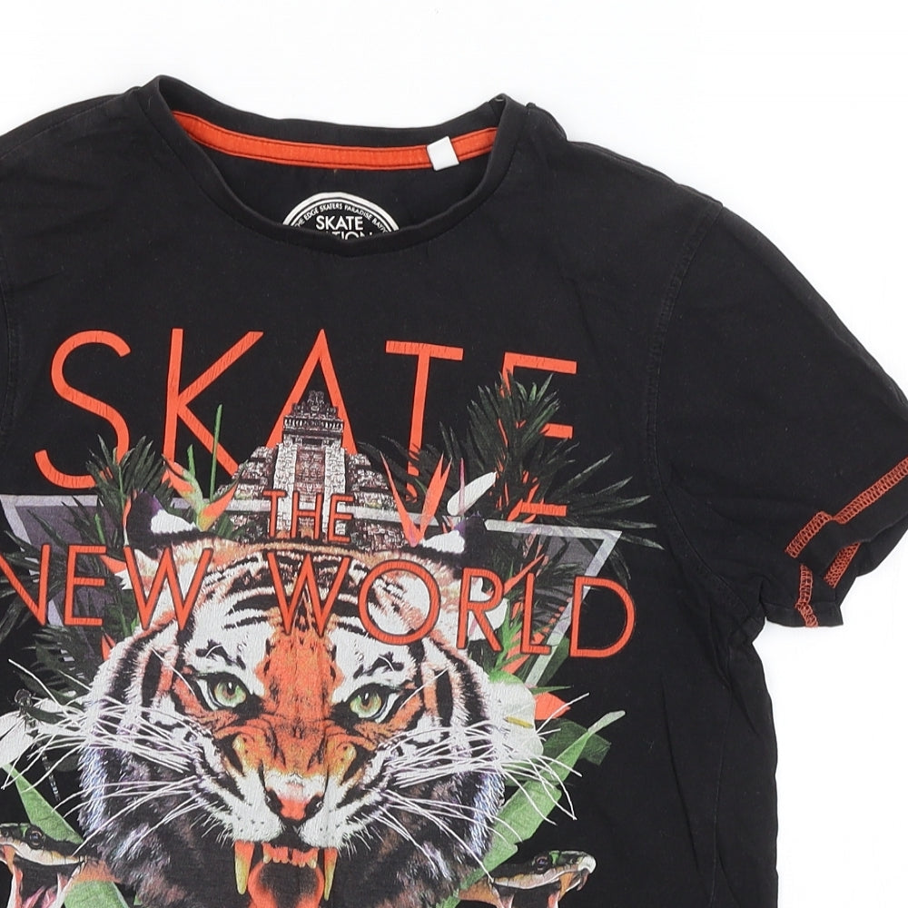Here & There Boys Black   Basic T-Shirt Size 11-12 Years  - Skate The World