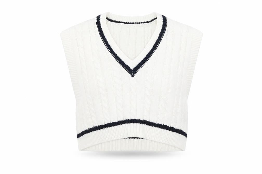 SheIn Womens White   Pullover Sweatshirt Size S  - cropped