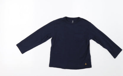 Additional front view of Gap girls’ blue basic t-shirt, size 5, years