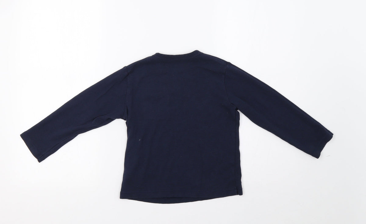 Back view of Gap girls’ blue basic t-shirt, size 5, years