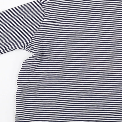 Brand and care label for F&F girls’ blue striped basic t-shirt, size 6, years