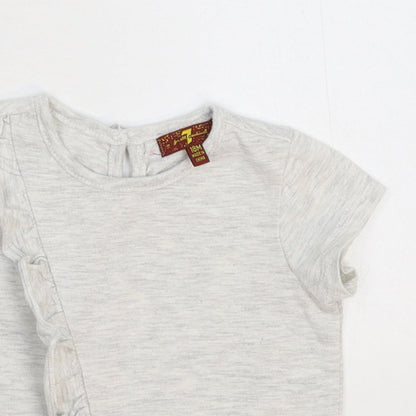 Close-up detail of 7 For All Mankind girls’ grey basic t-shirt, size 18-24, months