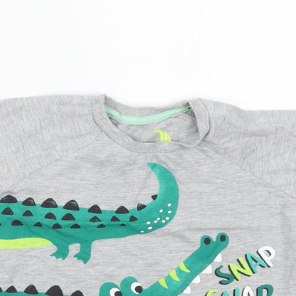 Close-up detail of Matalan Baby Grey Basic T-Shirt, size 9-12, Months