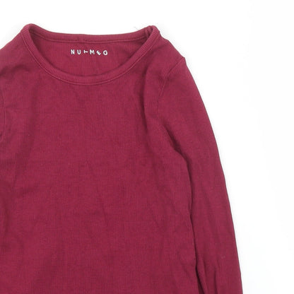 Close-up detail of Nutmeg girls’ purple basic t-shirt, size 7, years