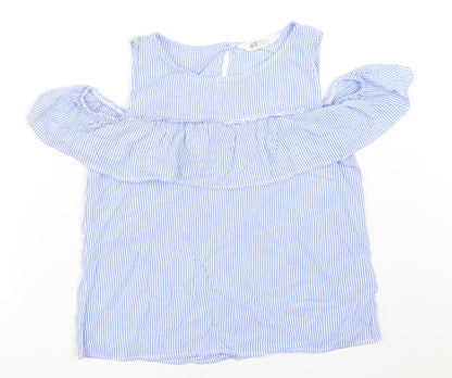Additional front view of H&M girls’ blue striped basic blouse, size 14, years