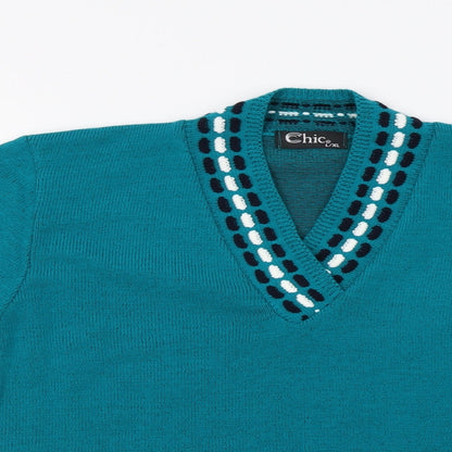 Close-up detail of CHIC women’s green jumper, size L