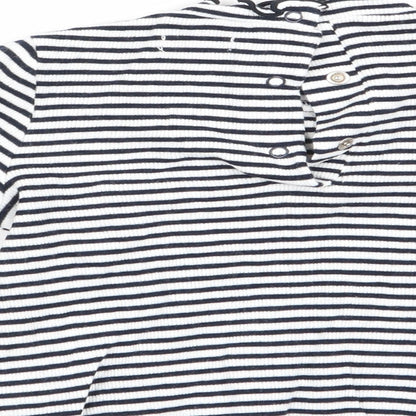 Brand and care label for FR girls’ blue striped basic t-shirt, size 18-24, months