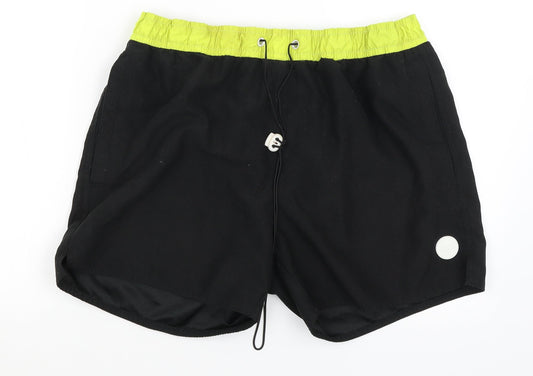 Native Youth Mens Black   Athletic Shorts Size 36 in