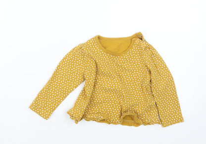 Additional front view of Tu girls’ yellow geometric basic t-shirt, size 3-6, months