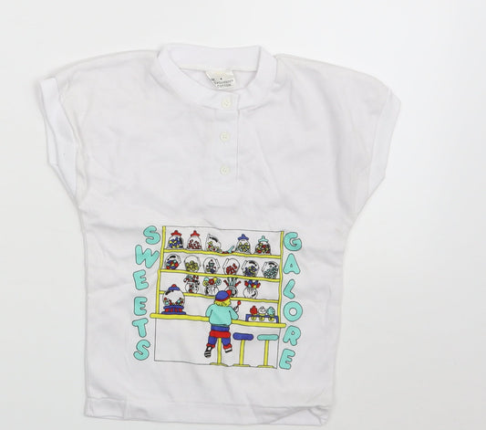 Preworn Boys White   Basic T-Shirt Size 4 Years