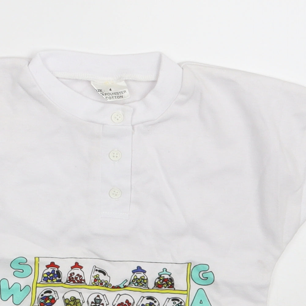Preworn Boys White   Basic T-Shirt Size 4 Years