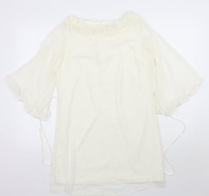 A wear Womens White   Basic Blouse Size 10