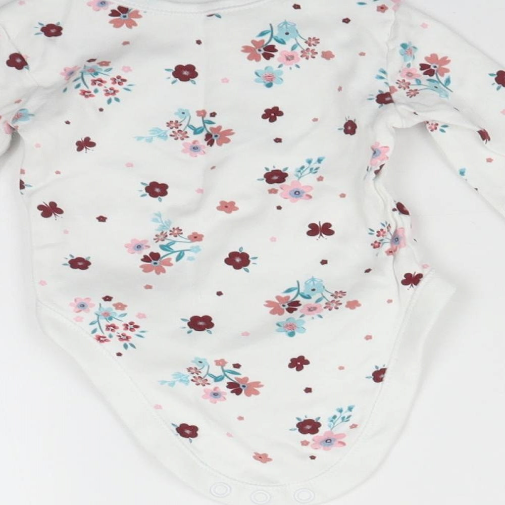 George Baby White Floral  Babygrow One-Piece Size 3-6 Months