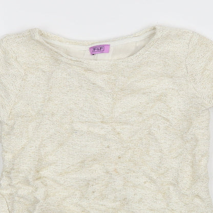 Close-up detail of F&F girls’ white striped basic t-shirt, size 6-7, years