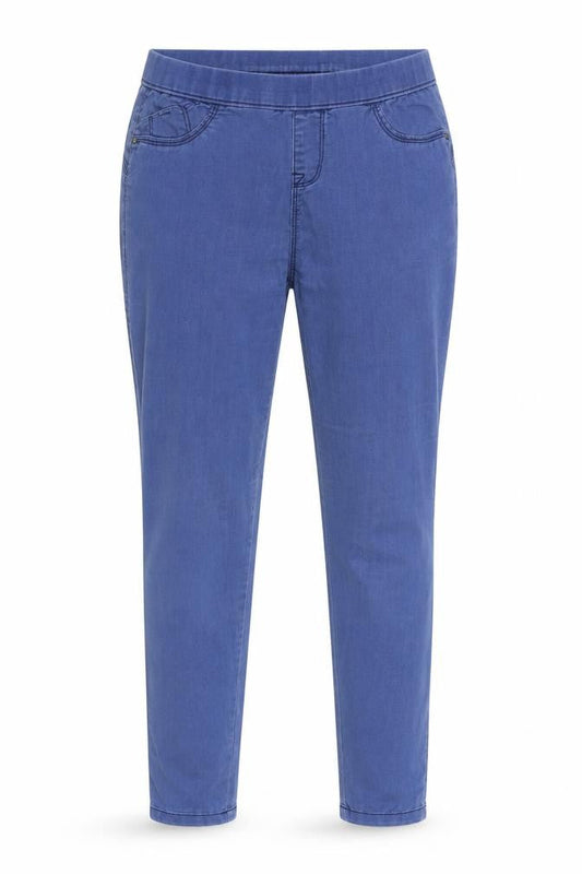 Front view of Denim & Co. women’s blue denim skinny jeans, size UK 14, 29-inch leg