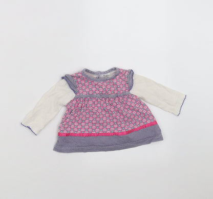 Additional front view of F&F girls’ blue geometric basic t-shirt, size 3-6, months