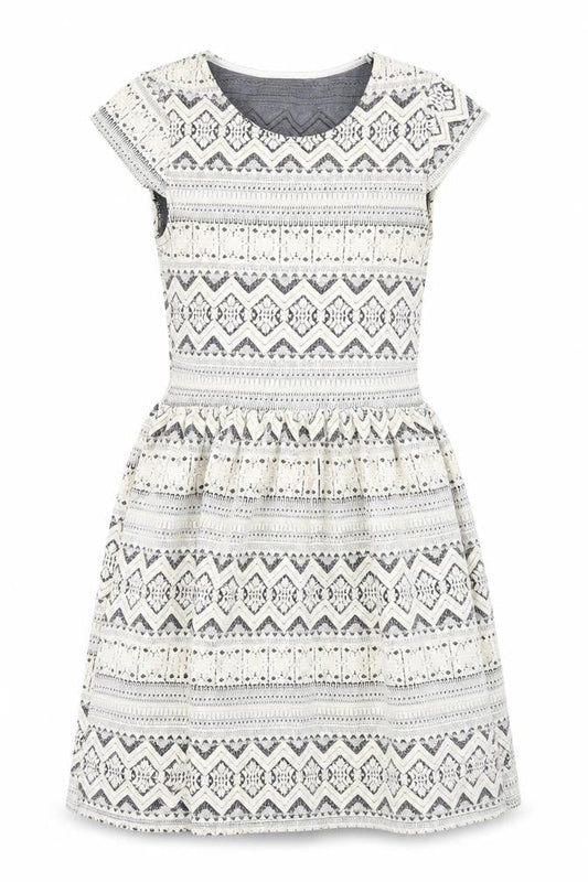 TG Womens Beige Argyle/Diamond  Wrap Dress  Size 8