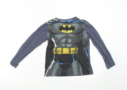 Preloved DC Comics Boys Grey Solid   Pyjama Top Size 7-8 Years  - Bat Man Torso - Front