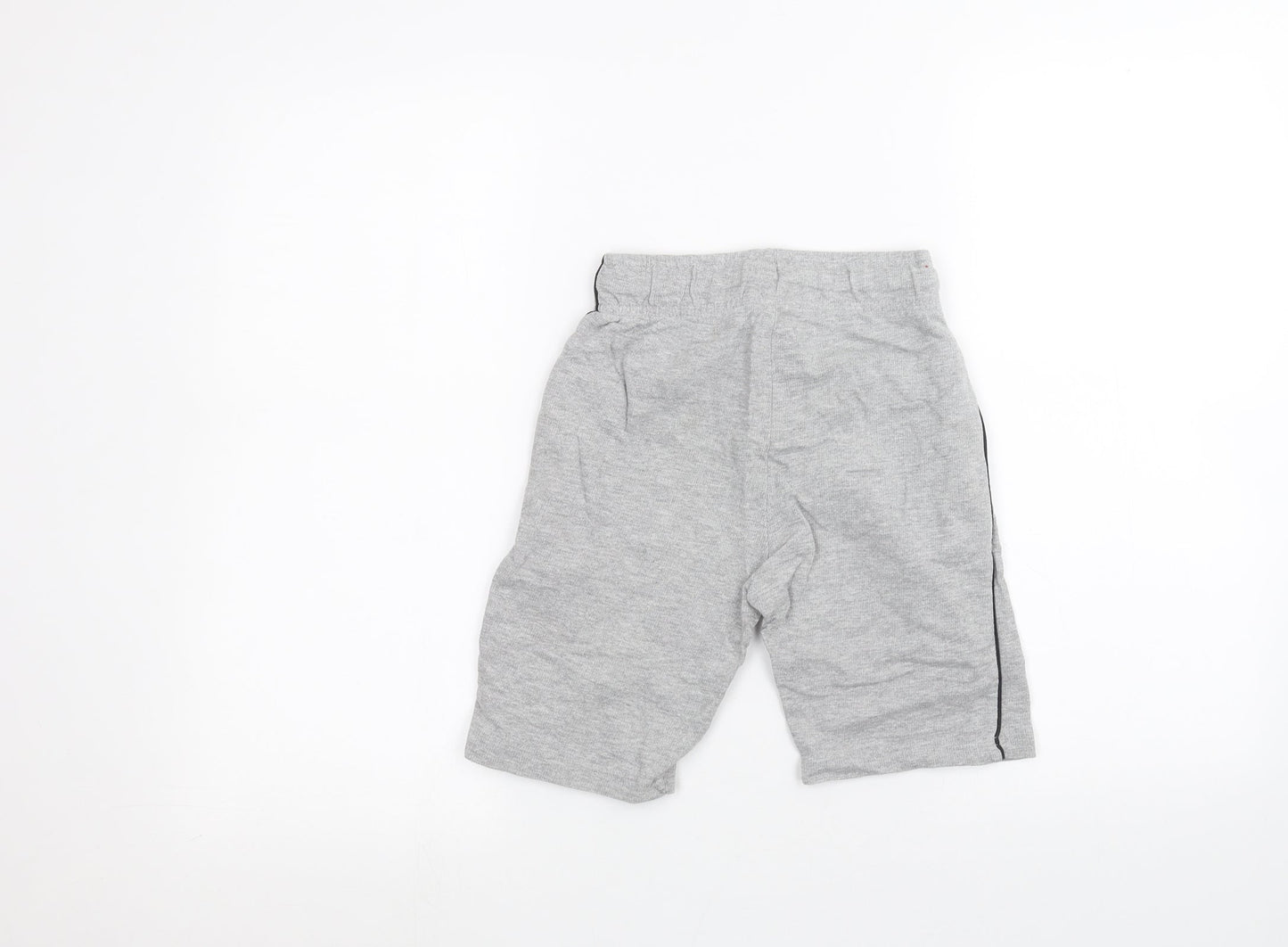 Preworn Boys Grey   Sweat Shorts Size 7 Years