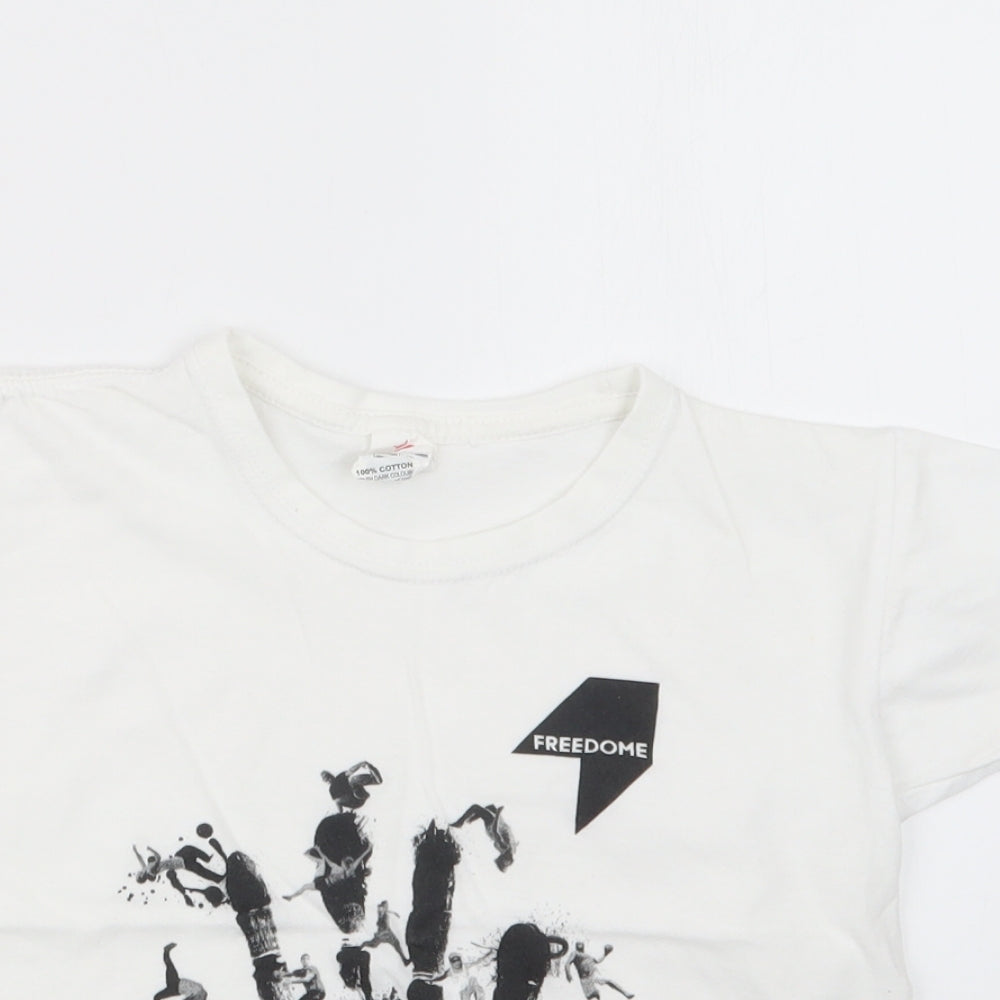Stars & Stripes Boys White   Basic T-Shirt Size 5-6 Years