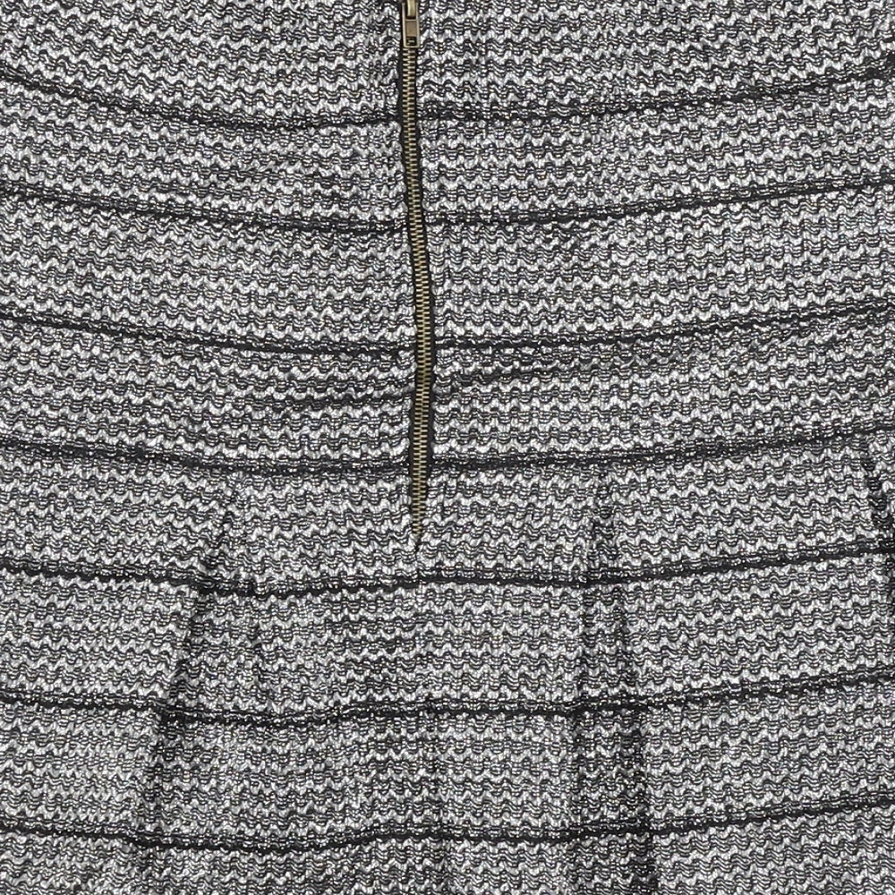 Preworn Womens Silver Argyle/Diamond  A-Line Skirt Size M