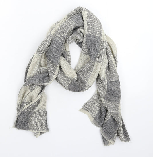 Preworn Womens Grey  Knit  Scarf