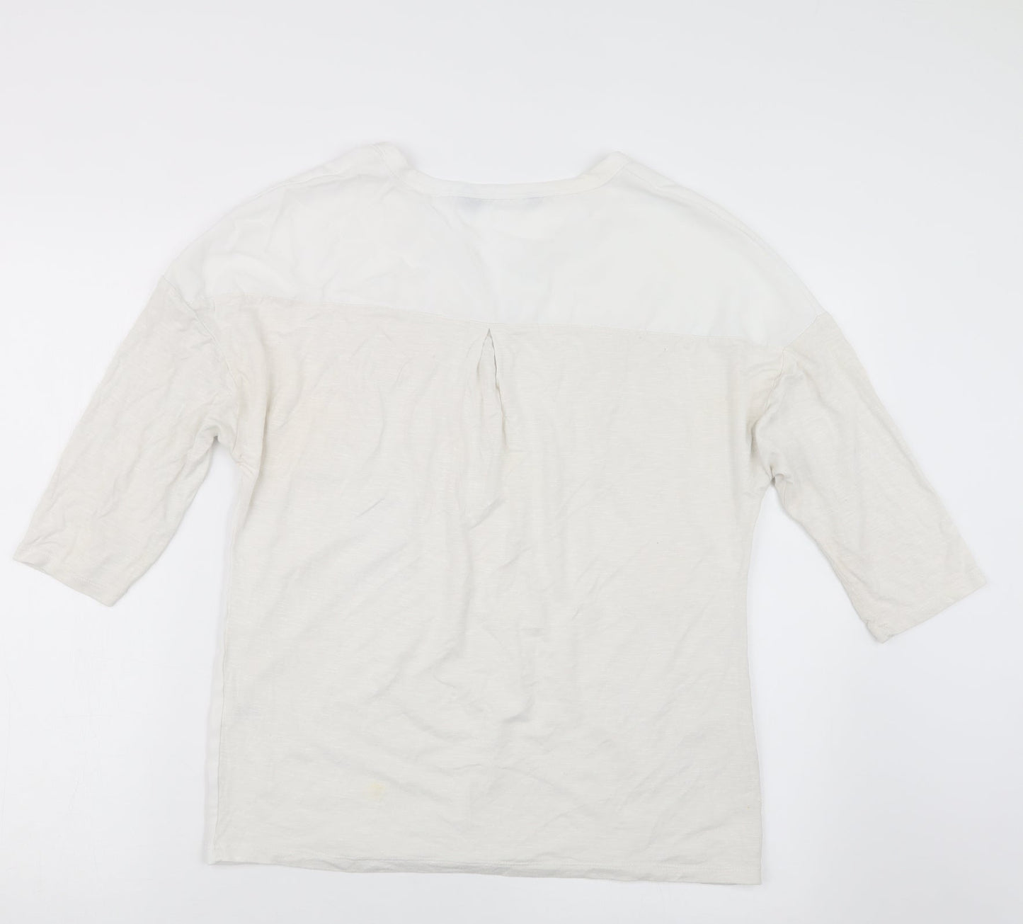 Preworn Womens White   Basic T-Shirt Size 10