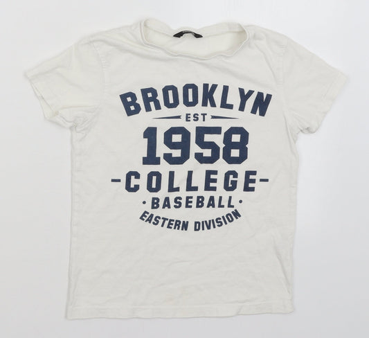 George Boys White   Basic T-Shirt Size 8-9 Years