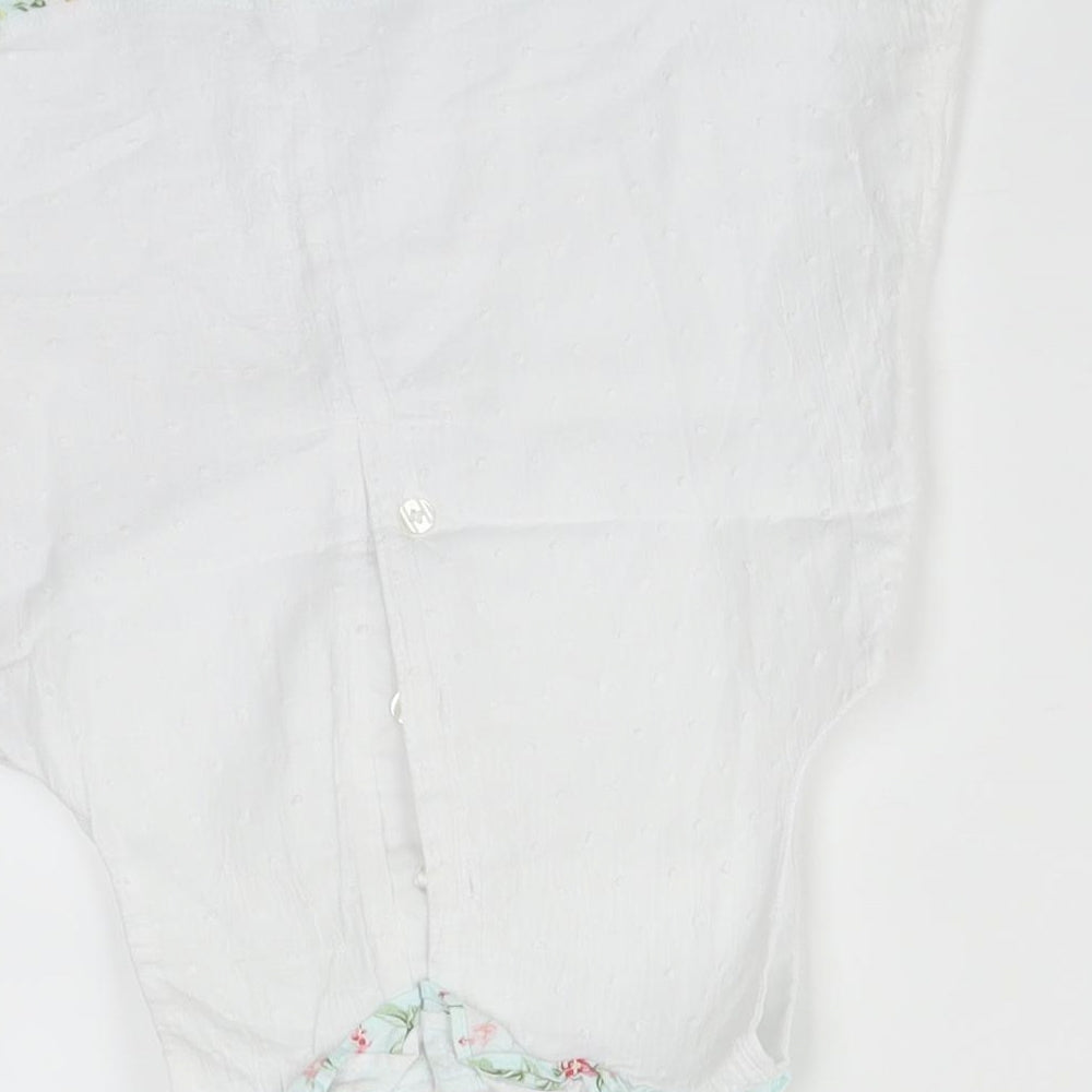 Mini Club Girls White Floral  Basic T-Shirt Size 4-5 Years
