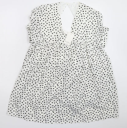Kilky Womens White Polka Dot  Mini  Size M