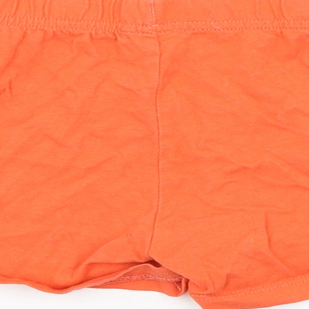 Preworn Girls Red   Sweat Shorts Size 5-6 Years