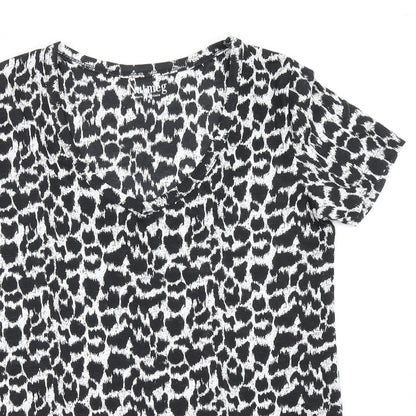 Nutmeg Womens Black Animal Print  Basic T-Shirt Size 8
