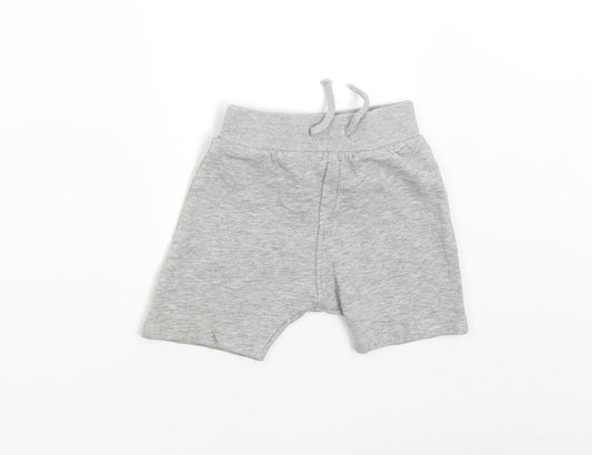 Nutmeg Baby Grey   Sweatpants Leggings Size 9-12 Months  - Shorts