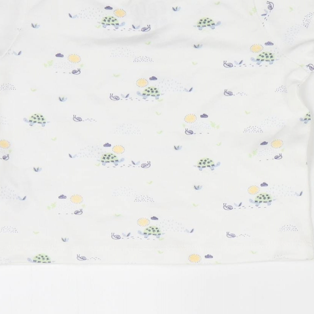 Florence and Fred Baby White Animal Print  Basic T-Shirt Size 0-3 Months  - Tortoise & Snail