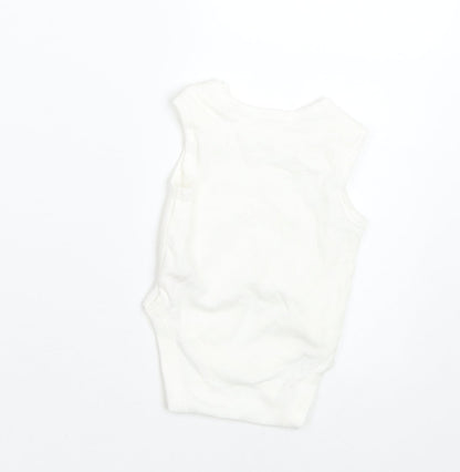 Primark Baby White   Basic T-Shirt Size 0-3 Months